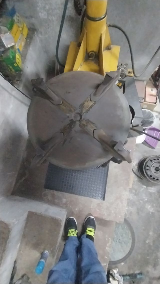 Desmontadora de ruedas SICE S401