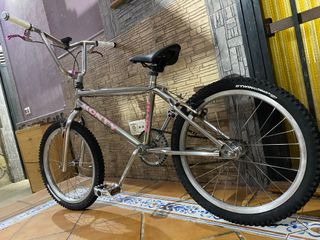 Bicicleta BMX Monty 129 Plata
