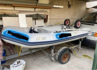 Semirrígida 3.1m con 2 motores y remolque