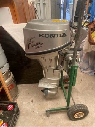 Semirrígida 3.1m con 2 motores y remolque