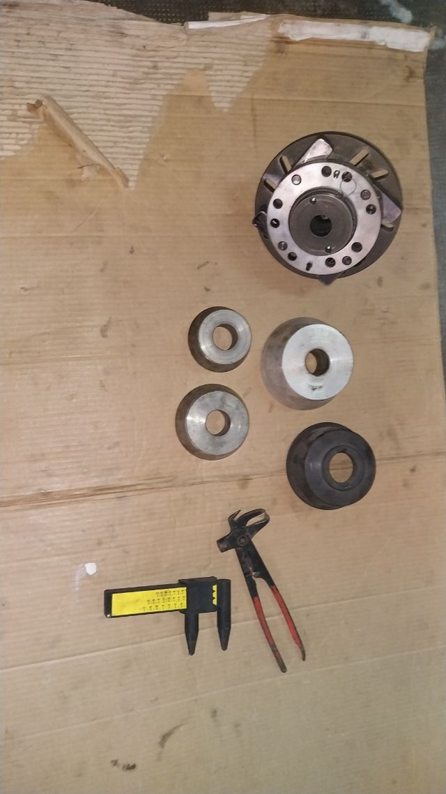 Equilibradora de ruedas CEMB C31