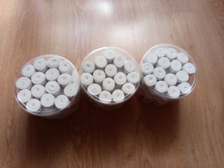 60 grips perforados y 60 lisos