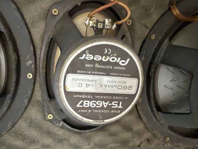 Subwoofer Pioneer TS-W303F 12 500W