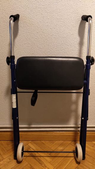 Andador Plegable con Ruedas