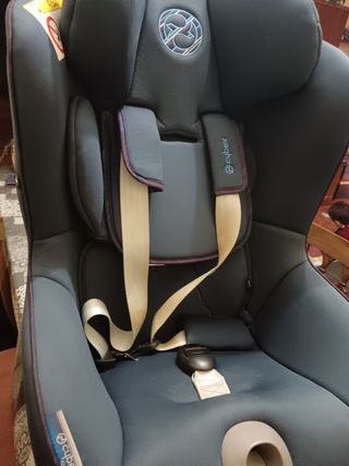 Silla de coche CYBEX GOLD
Ideal segundo vehiculo

