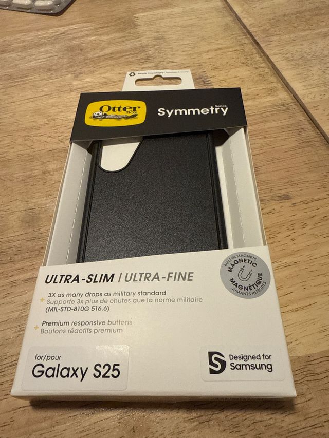 Funda OtterBox Symmetry Galaxy S25 Negra