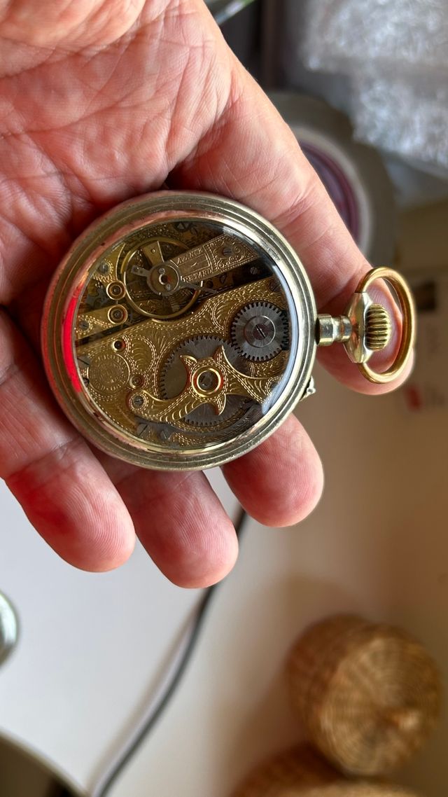 Precioso reloj principios sigloXX