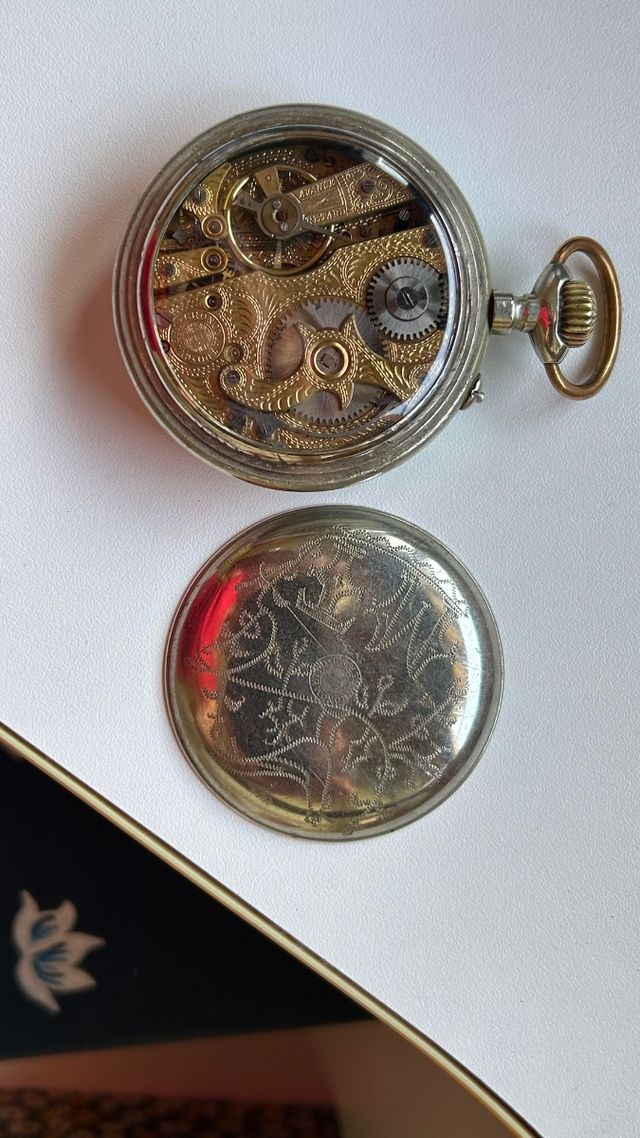 Precioso reloj principios sigloXX
