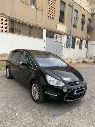 Ford S-MAX 2012 muy buen coche familiar