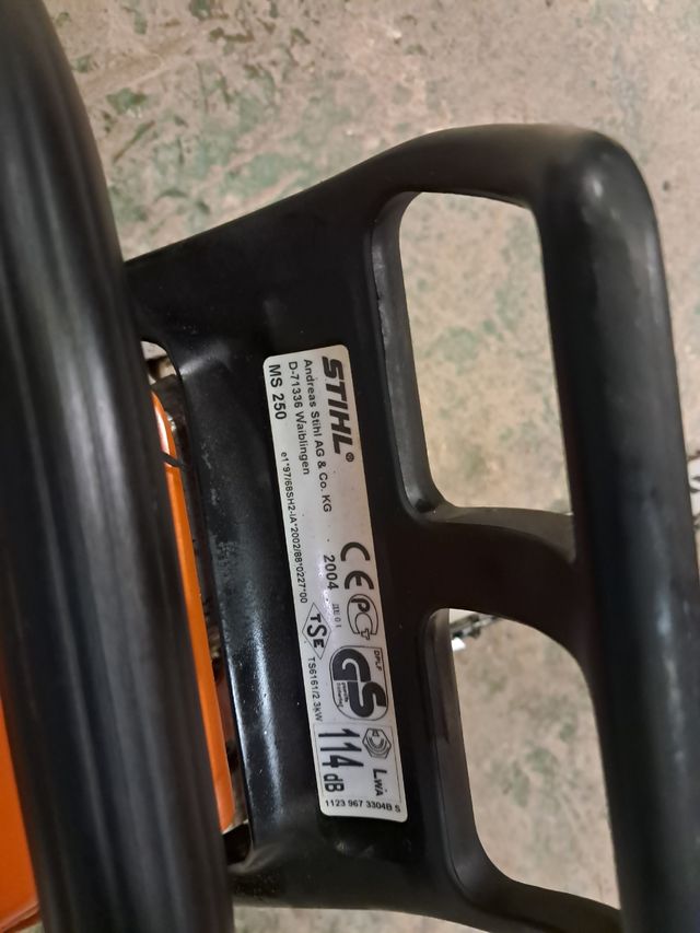 Motosierra Stihl MS 250 (2004)