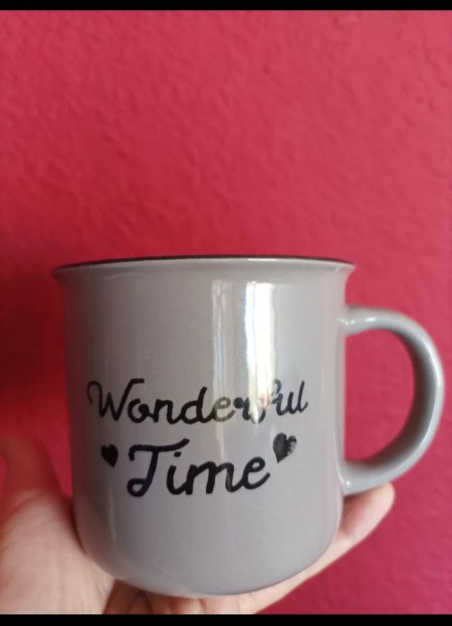 Taza de cerámica gris Wonderful Time NUEVO