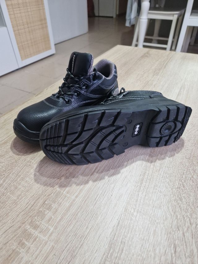 Zapatos de trabajo KINGSMANN punta de acero