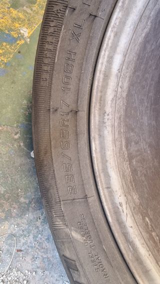 Neumáticos 235/65/17