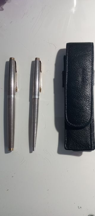 Pluma y bolígrafo Parker Cisele, plata .