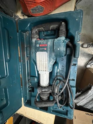 Martillo Bosch GSH 11 VC