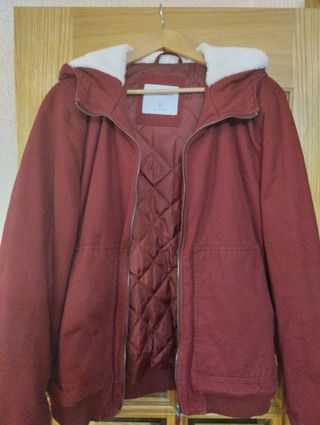 Parka granate con capucha Talla XL