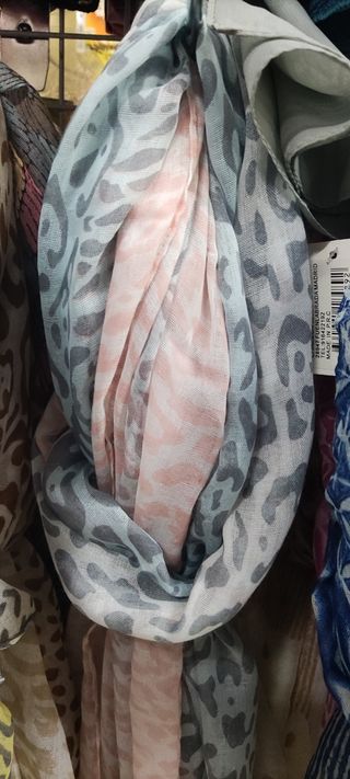 Bufanda Beige y Marrón Estampada