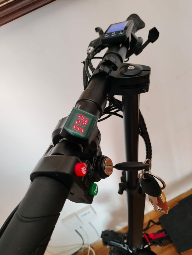 Patinete Eléctrico Bojina C9 + Casco y Mochila.