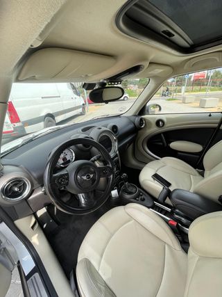 MINI Countryman 2012