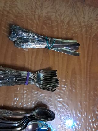 Cuberteria alpaca 77 piezas