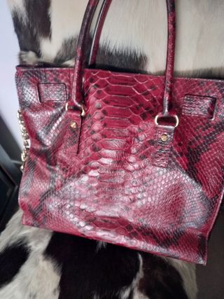 Bolso Michael Kors color burdeos Piel Serpiente