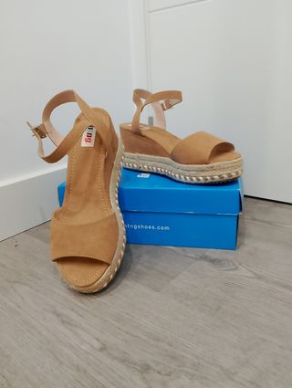 Sandalias Mustang Talla 41 Marrón