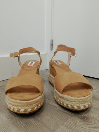Sandalias Mustang Talla 41 Marrón