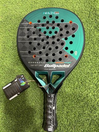 Pala pádel Bullpadel Hack 04 Hybrid NUEVA 175€