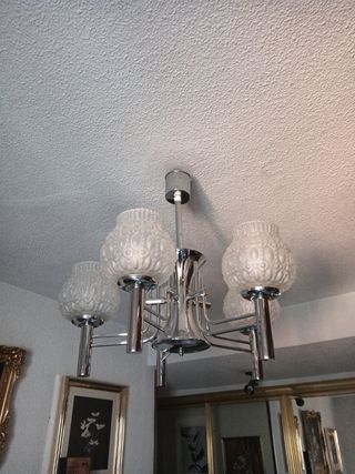 Lámpara de salón de cristal y metal