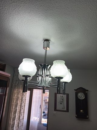 Lámpara de salón de cristal y metal