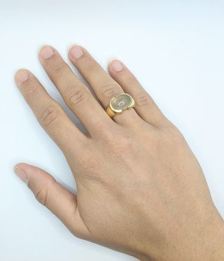 Anillo de oro de 18k con Cuarzo,  10.66 g, T-18.
