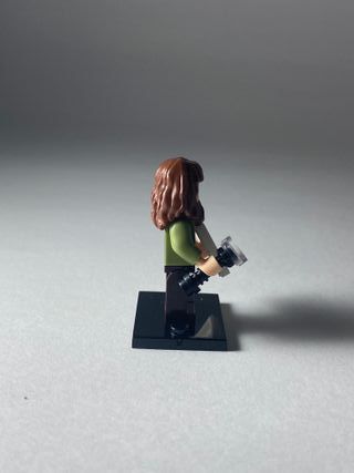 Joyce Byers - Figurine Type Lego Stranger Things