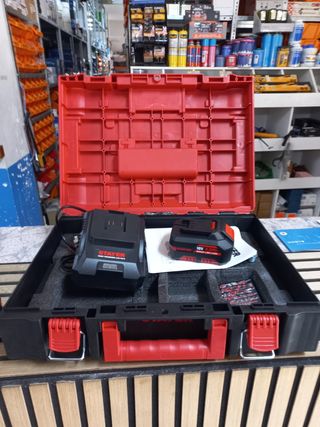 Tijera de Poda Eléctrica Stayer + Batería