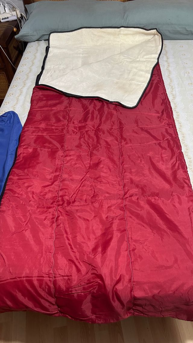 Sacco a pelo rosso con interno beige