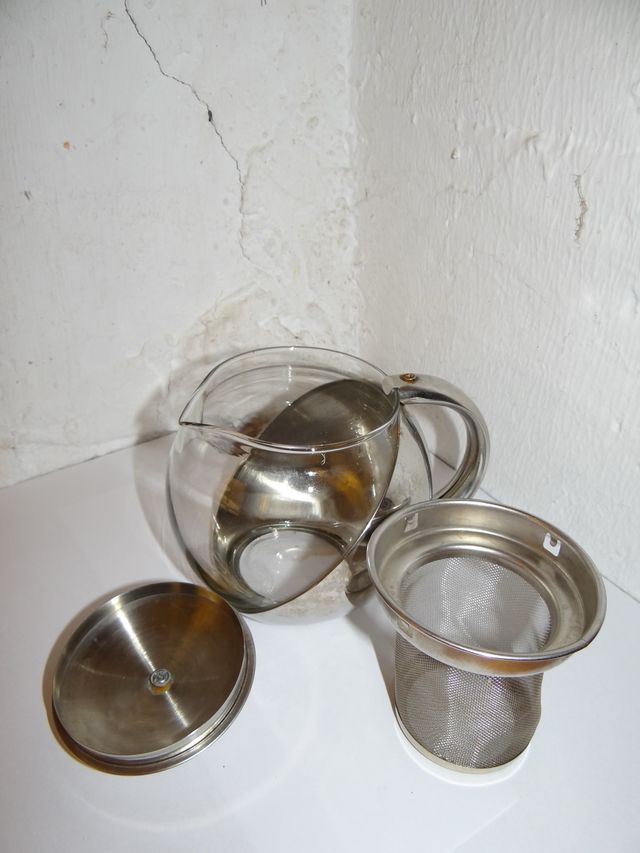 Tetera de vidrio con infusor de acero inoxidable