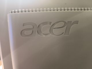 Pantalla Acer con Altavoces Target