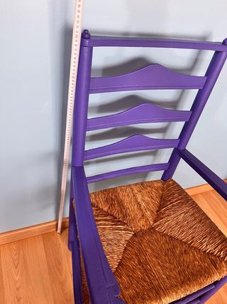 Sillón de enea y madera