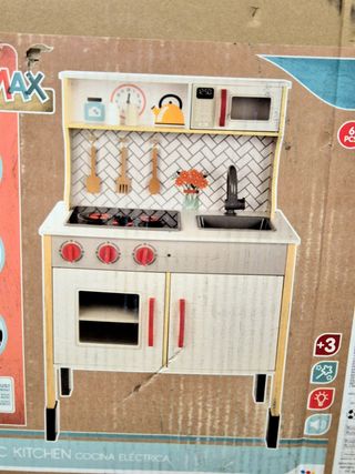 Cocinita de madera WOGMAX