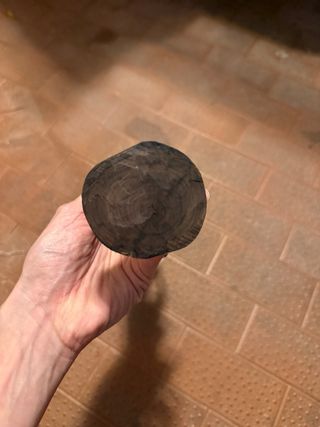 Statua in legno donna con cesto