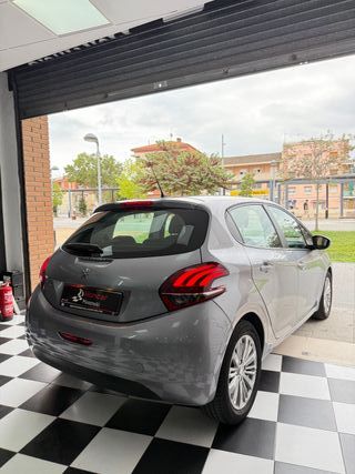 Peugeot 208 SOLO 30.000KM!! 2019