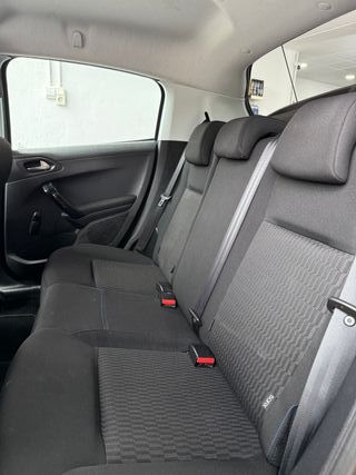 Peugeot 208 SOLO 30.000KM!! 2019