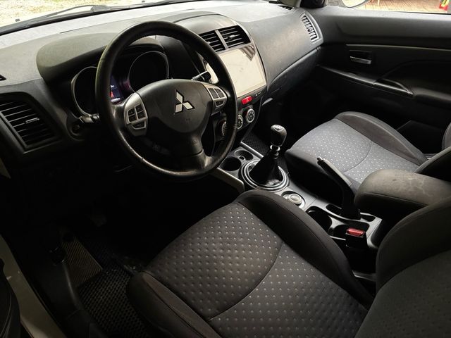 Mitsubishi ASX 2012
