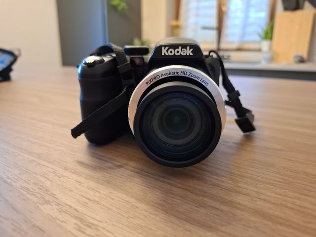 Macchina fotografica Kodak PIXPRO AZ422