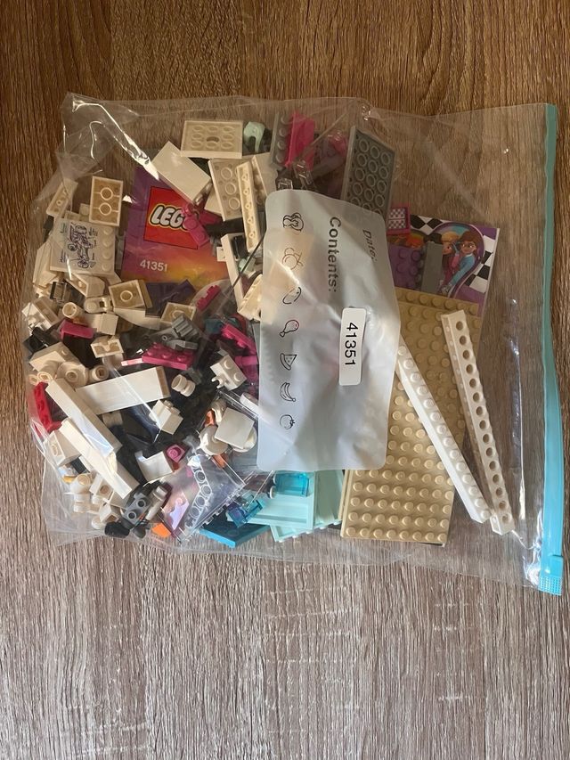 Officina automobilistica Lego Friends 41351