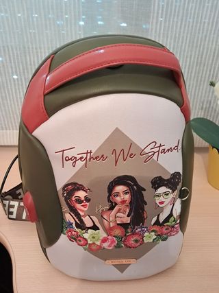 Mochila Nicole Lee verde y rosa