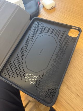 Funda TARGUS iPad Air M2 sin usar