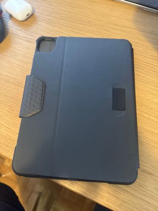 Funda TARGUS iPad Air M2 sin usar