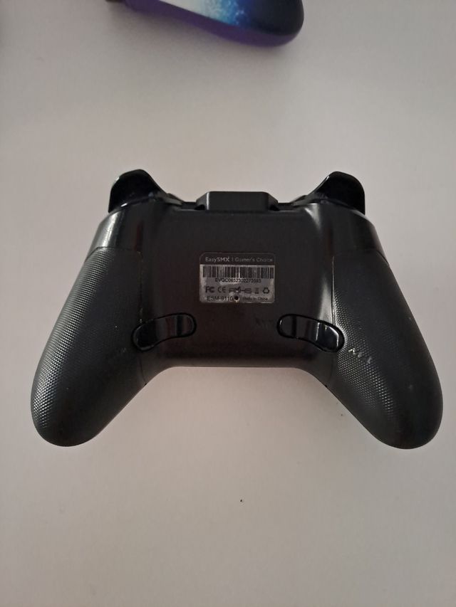 Telecomando joypad EasySMX ESM-9110
