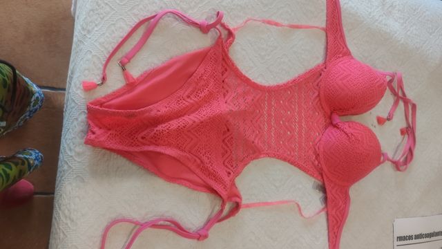 Trikini Coral Talla 38. Marca Single