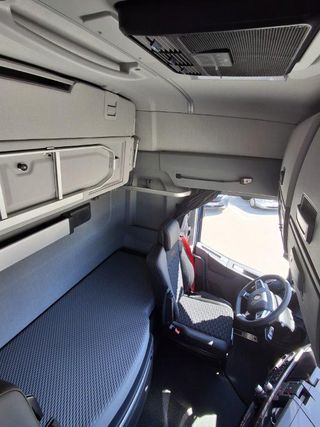 RENAULT T 480 HIGH CAB T4X2 E6 (TURBO COMP.) DEMO